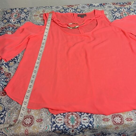 Cold shoulder Blouse top - Picture 8 of 8